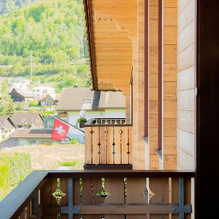 Doodle's Amazing -walensee - Flumserberg - Churfirsten - Heidiland - Pool - Sauna بيت ضيافة *