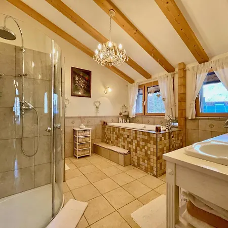 ゲストハウス Doodle's Amazing -walensee - Flumserberg - Churfirsten - Heidiland - Pool - Sauna Mols