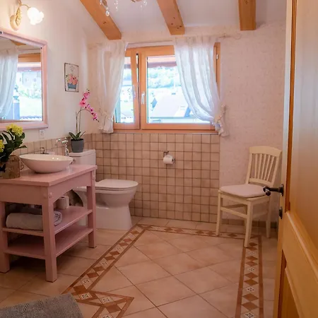 بيت ضيافة Doodle's Amazing -walensee - Flumserberg - Churfirsten - Heidiland - Pool - Sauna