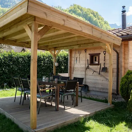 Doodle's Amazing -walensee - Flumserberg - Churfirsten - Heidiland - Pool - Sauna بيت ضيافة *