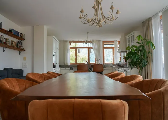 Doodle's Amazing -walensee - Flumserberg - Churfirsten - Heidiland - Pool - Sauna Gæstehus *