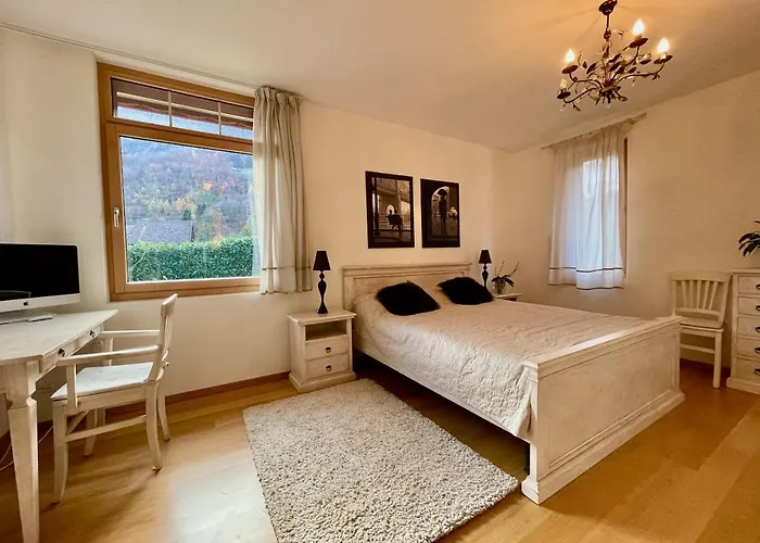 Doodle's Amazing -walensee - Flumserberg - Churfirsten - Heidiland - Pool - Sauna Гостевой дом Мольс