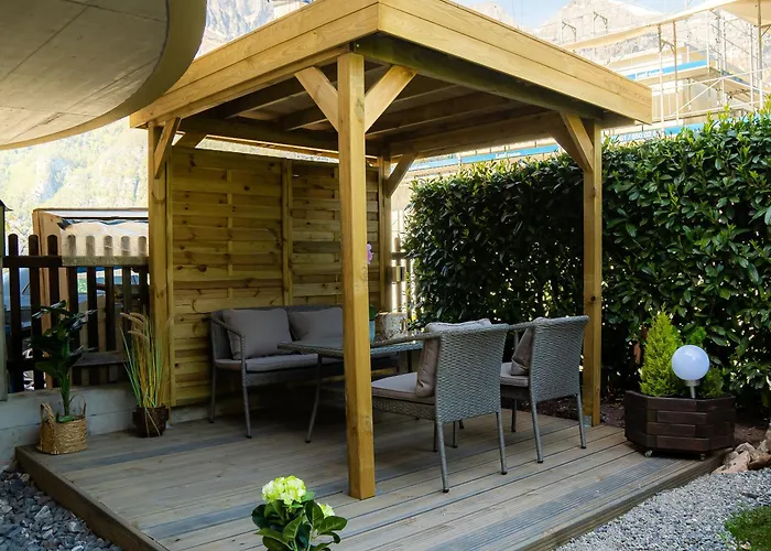 ゲストハウス Doodle's Amazing -walensee - Flumserberg - Churfirsten - Heidiland - Pool - Sauna Mols